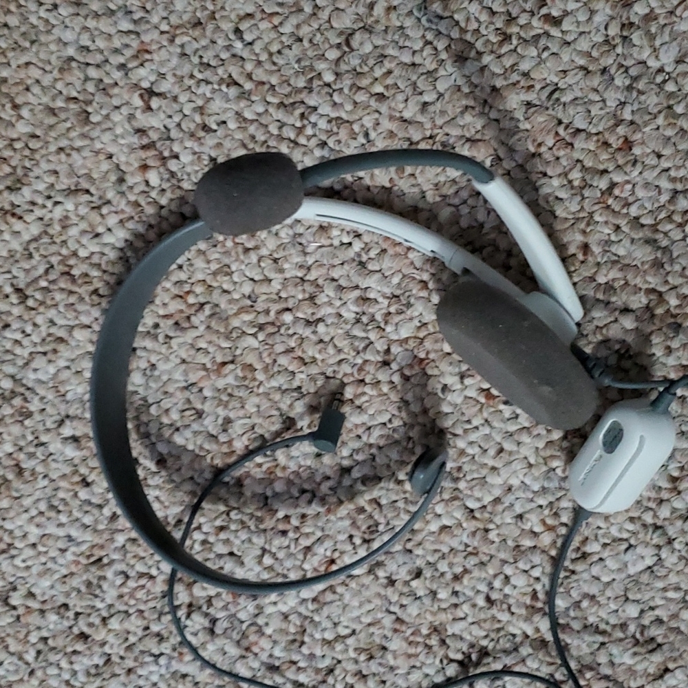 Xbox 360 headset